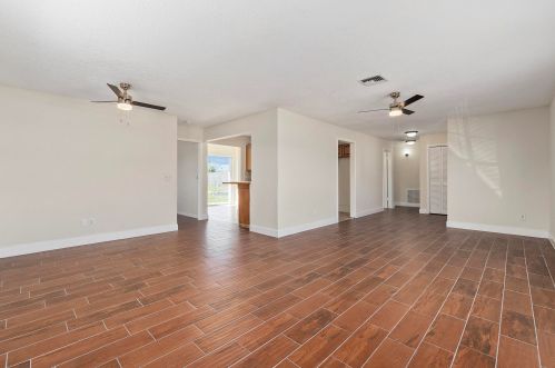 584 Greenway Ter, Port Saint Lucie FL  34983-2643 exterior