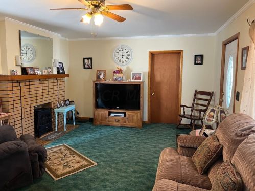 677 Walnut St, Nelsonville, OH 45764-1558