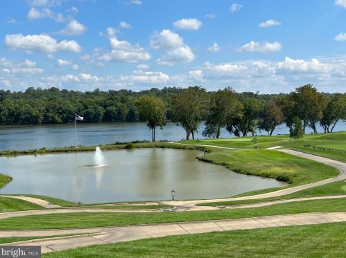 43530 Butler Pl, Leesburg VA 20176-7428 exterior