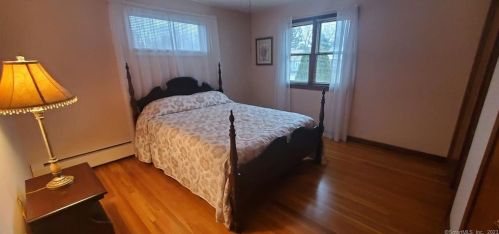 502 Lower Ln, Kensington CT  06037-3116 exterior