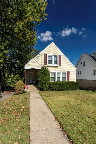 214 Forest Ave, Covington KY  41018-1626 exterior