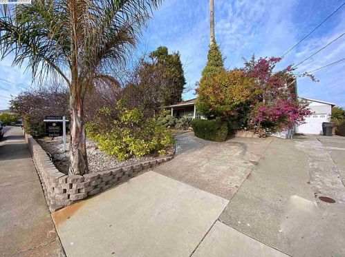 511 Santa Teresa Way, Millbrae, CA 94030-1242