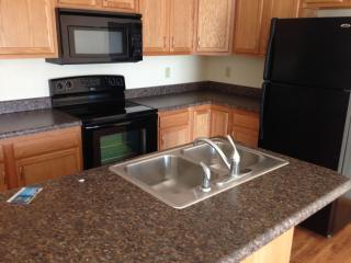 2608 Brookglen Cir, Manhattan KS  66502-7522 exterior
