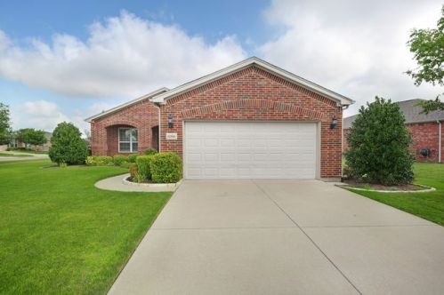 1088 Centennial Mill Ln, Frisco, TX 75034-3459