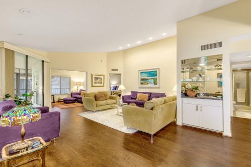 7563 Glendevon Ln, Delray Beach, FL 33446-2804