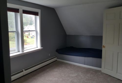 18 Brk St, Derry NH  03038-2603 exterior