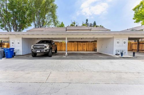 11921 Royal Rd, El Cajon CA  92021-1359 exterior