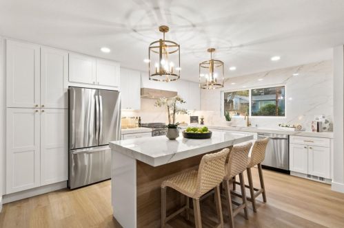 159 Westgate St, Redwood City CA  94062-2813 exterior