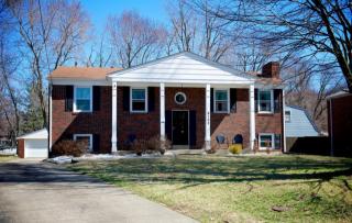 9105 Woodchat Way, Louisville, KY 40272-2758