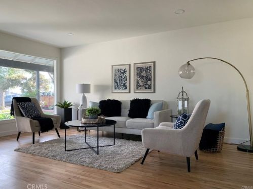 1143 23rd St, Manhattan Beach CA  90266-2927 exterior