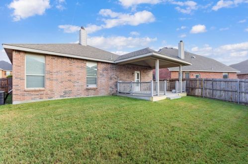 5849 Mount Plymouth Pt, Fort Worth TX  76179-5278 exterior