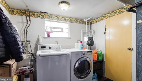 1908 Greymont St, Philadelphia PA 19116-3916 exterior