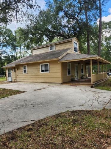 14519 Oakleaf Dr, Conroe TX  77302-5215 exterior