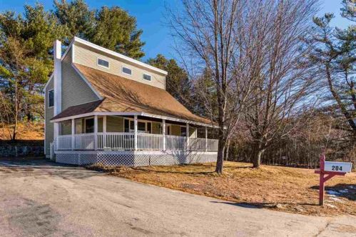 204 Maple St, Somersworth, NH 03878-1545