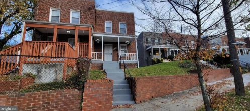 1502 41st St, Washington, DC 20020-6004
