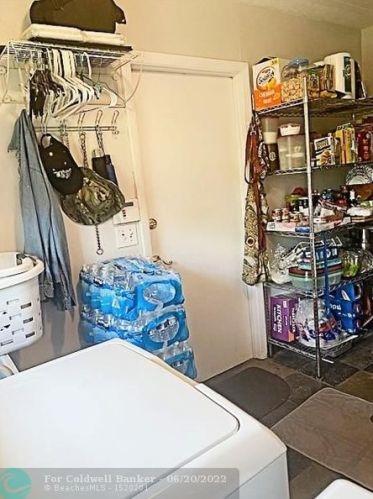 12151 Old Country Rd, West Palm Beach FL  33414-4816 exterior