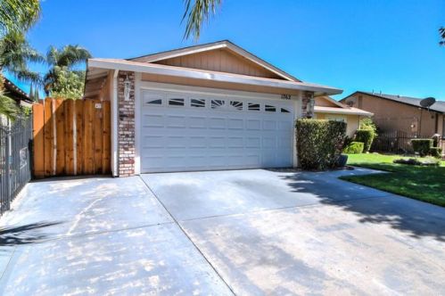 1762 Willert Dr, Turlock CA  95380-6389 exterior