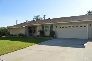 2425 Hartford Ave, Fullerton, CA 92835-3027