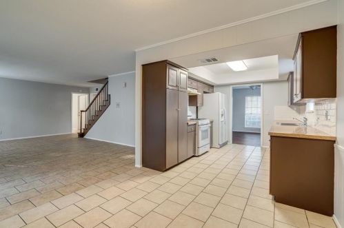 1803 Eastham Cv, Austin TX  78704-5927 exterior