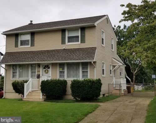 5021 River Rd, Camden, NJ 08110-2842