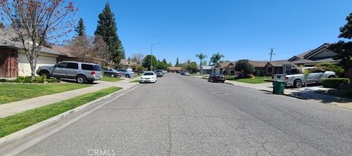 1573 University Ave, Madera CA  93637-2963 exterior