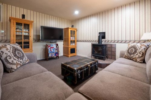 14812 Winding Creek Ct, Grass Valley CA  95949-7514 exterior