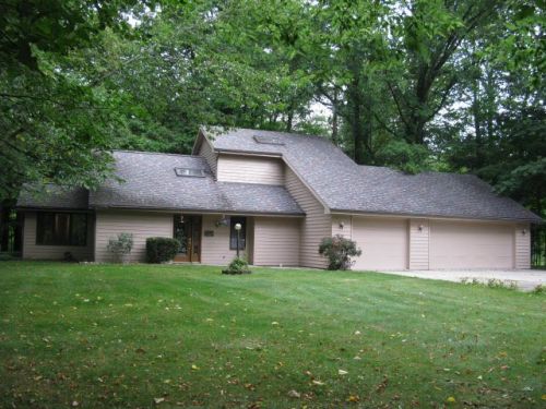 3296 County Road 427, Waterloo, IN 46793-9454