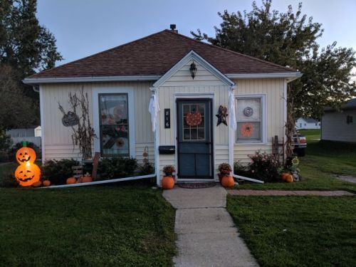 816 3rd Ave, Georgetown, IA 52531-2444