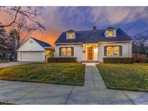 3411 Grant St, Vancouver, WA 98660-1822