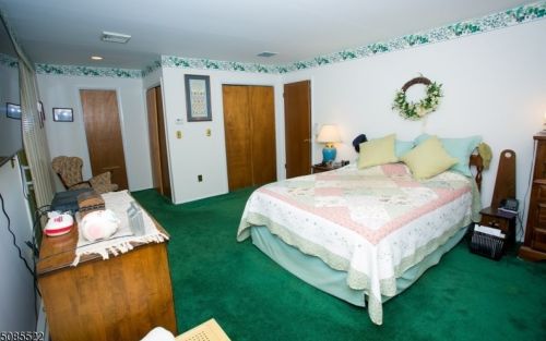 54 River Rd, Roxbury Township NJ  07836-9627 exterior