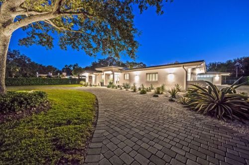 6770 104th St, Miami, FL 33156-3252