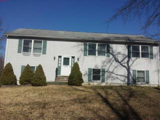 405 Retreat Rd, Southampton, NJ 08088-3521