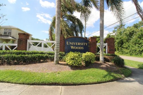 2313 Donegan Pl, Orlando, FL 32826-4304