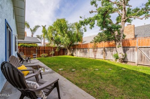 5239 Surfrider Way, Oxnard CA  93035-1070 exterior