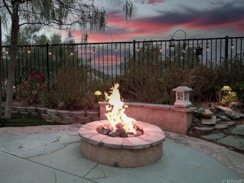 28030 Gibraltar Ln, Santa Clarita CA  91384-4548 exterior