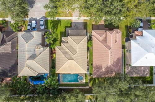 13358 32nd St, Hollywood FL  33027-3908 exterior