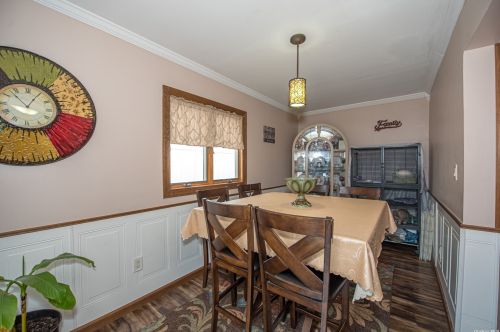 4156 Florence Rd, Bethpage NY  11714-6237 exterior