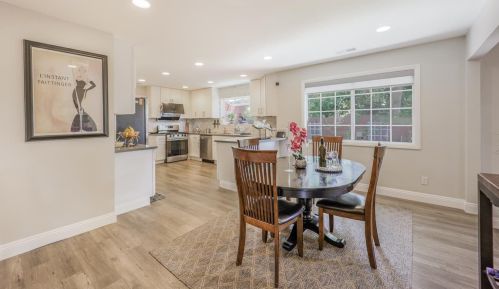 24494 Leona Dr, Hayward CA  94542-1044 exterior