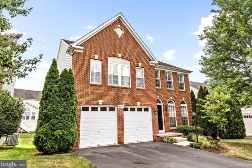 14128 Clatterbuck Loop, Gainesville, VA 20155-4503