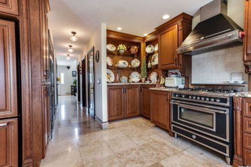 115 Annuskemunnica Rd, Babylon NY  11702-4424 exterior