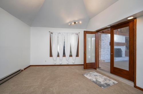 1224 Countryside Dr, Washington Ch OH  43160-1804 exterior