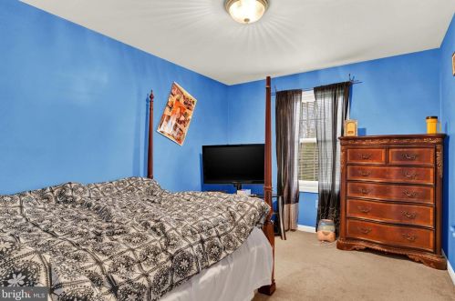 3244 Jonagold Dr, Harrisburg PA 17110-9129 exterior