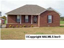 16 Billy Parks Dr, Fayetteville, TN 37334-3750