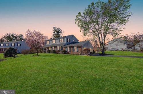 629 Manchester Rd, Norristown, PA 19403-4156