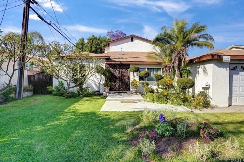 7727 Suva St, Downey, CA 90240-3112