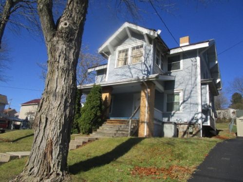 35 Blaine Ave, Manor, PA 15665-9715