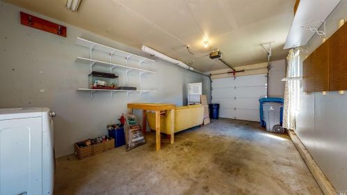 1550 Yardley St, Santa Rosa CA  95403-2352 exterior