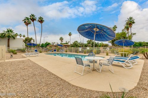 7724 Camelback Rd, Scottsdale AZ 85251-1801 exterior