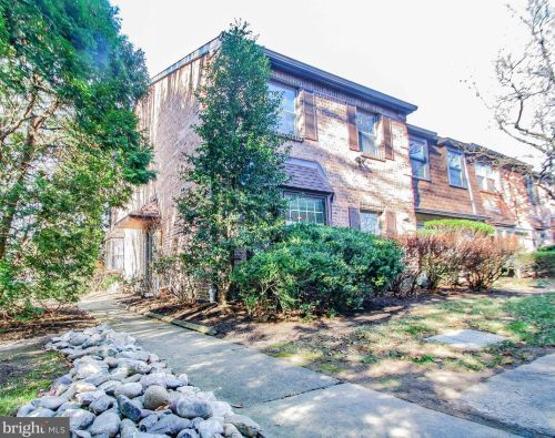 330 Glen Way, Melrose Park, PA 19027-1740