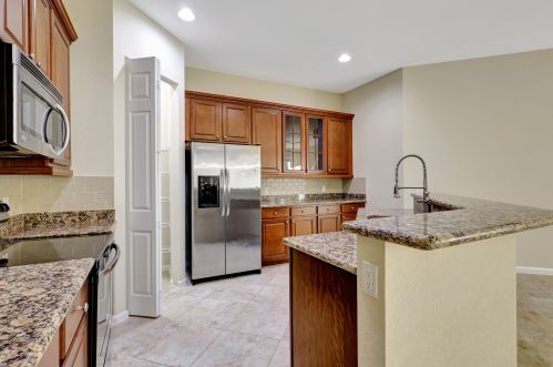 4036 Kingston Ln, West Palm Beach FL  33418-3425 exterior